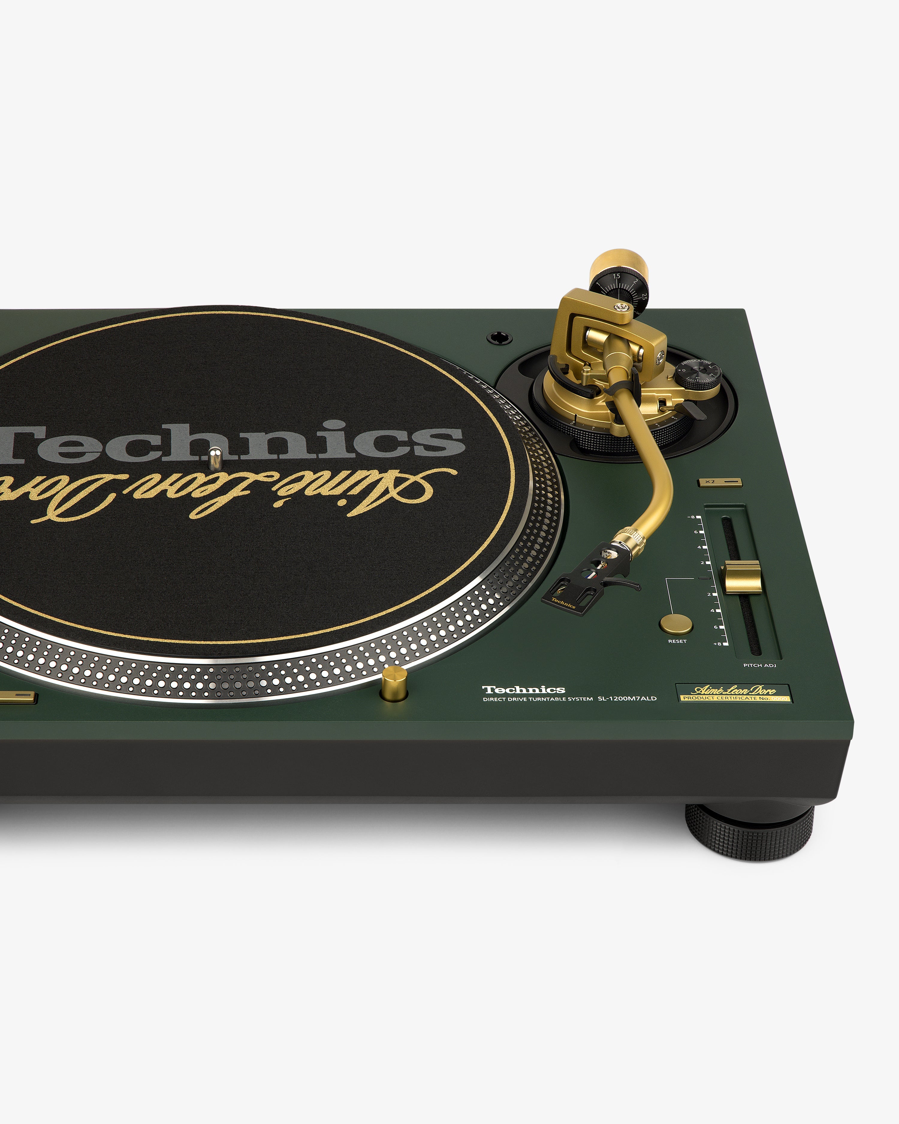 ALD / Technics SL-1200M7ALD Turntable