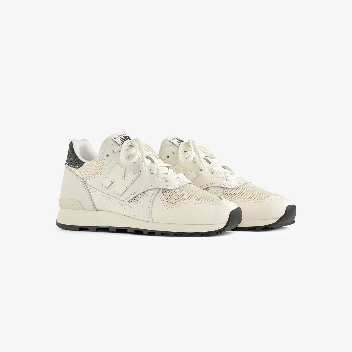 ALD / New     Balance       475