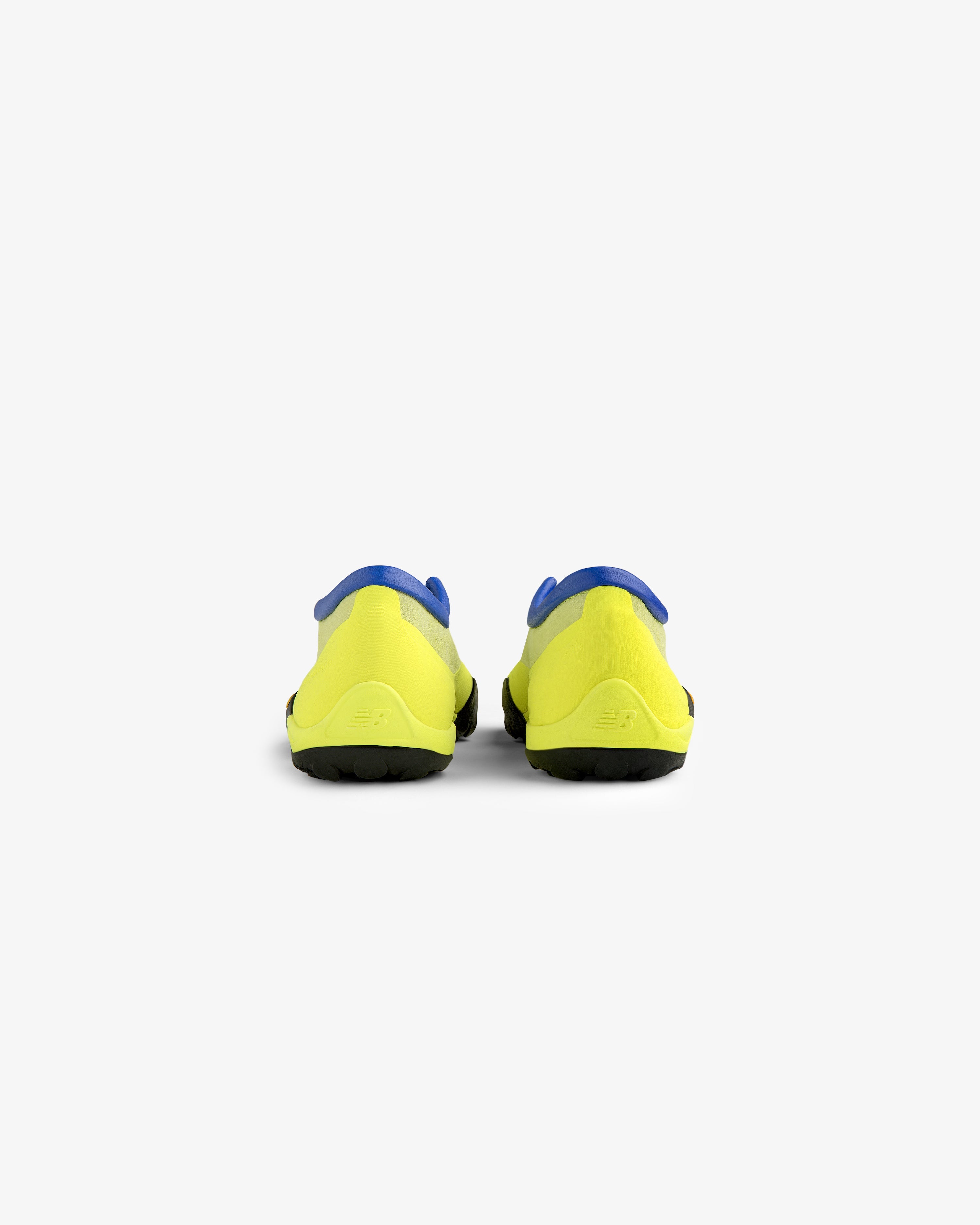 ALD / New Balance MT10T Sport Shoe
