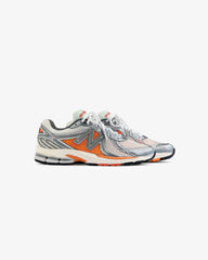 ALD / New Balance    860v2