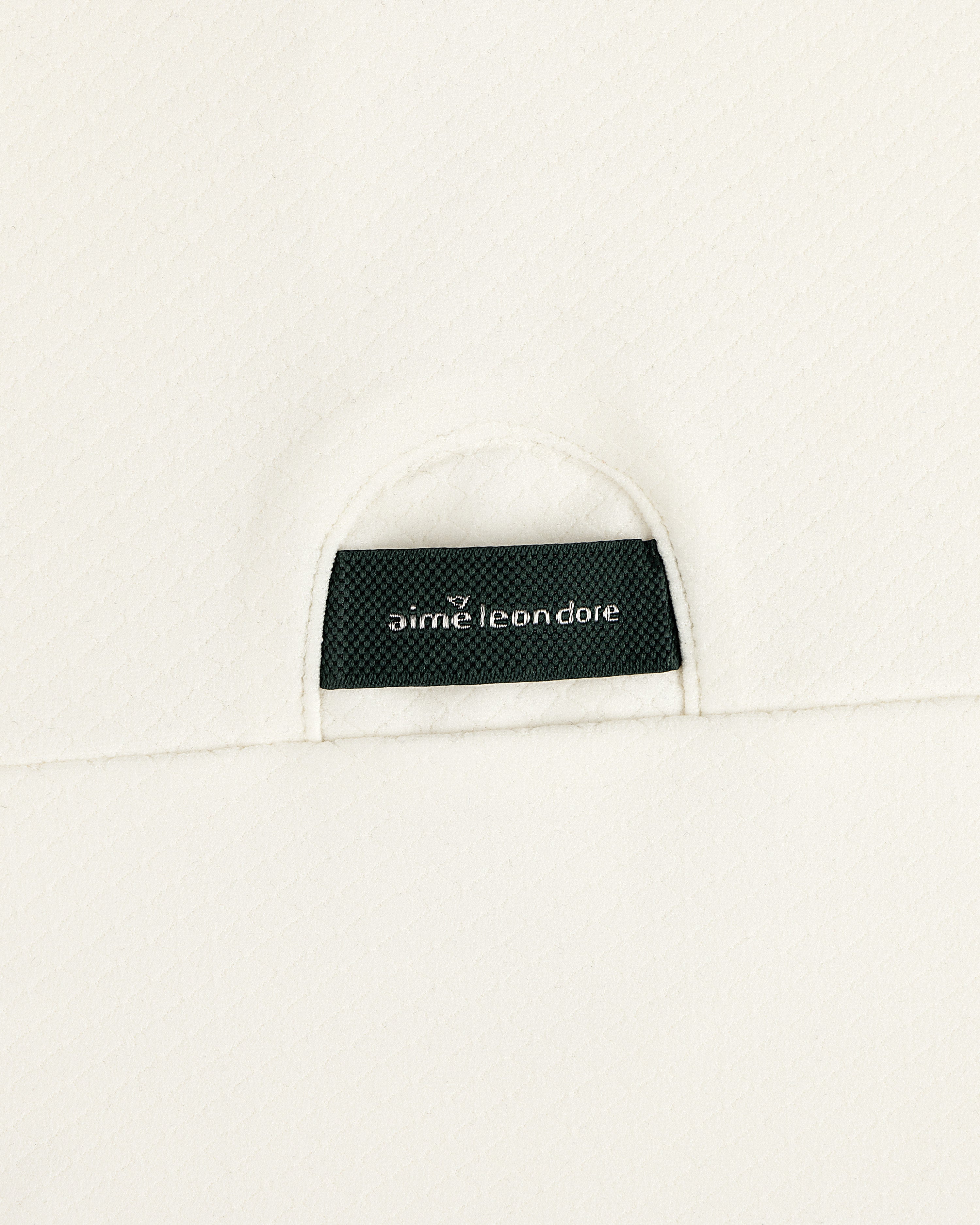 ALD Golf Quarter Zip Pullover