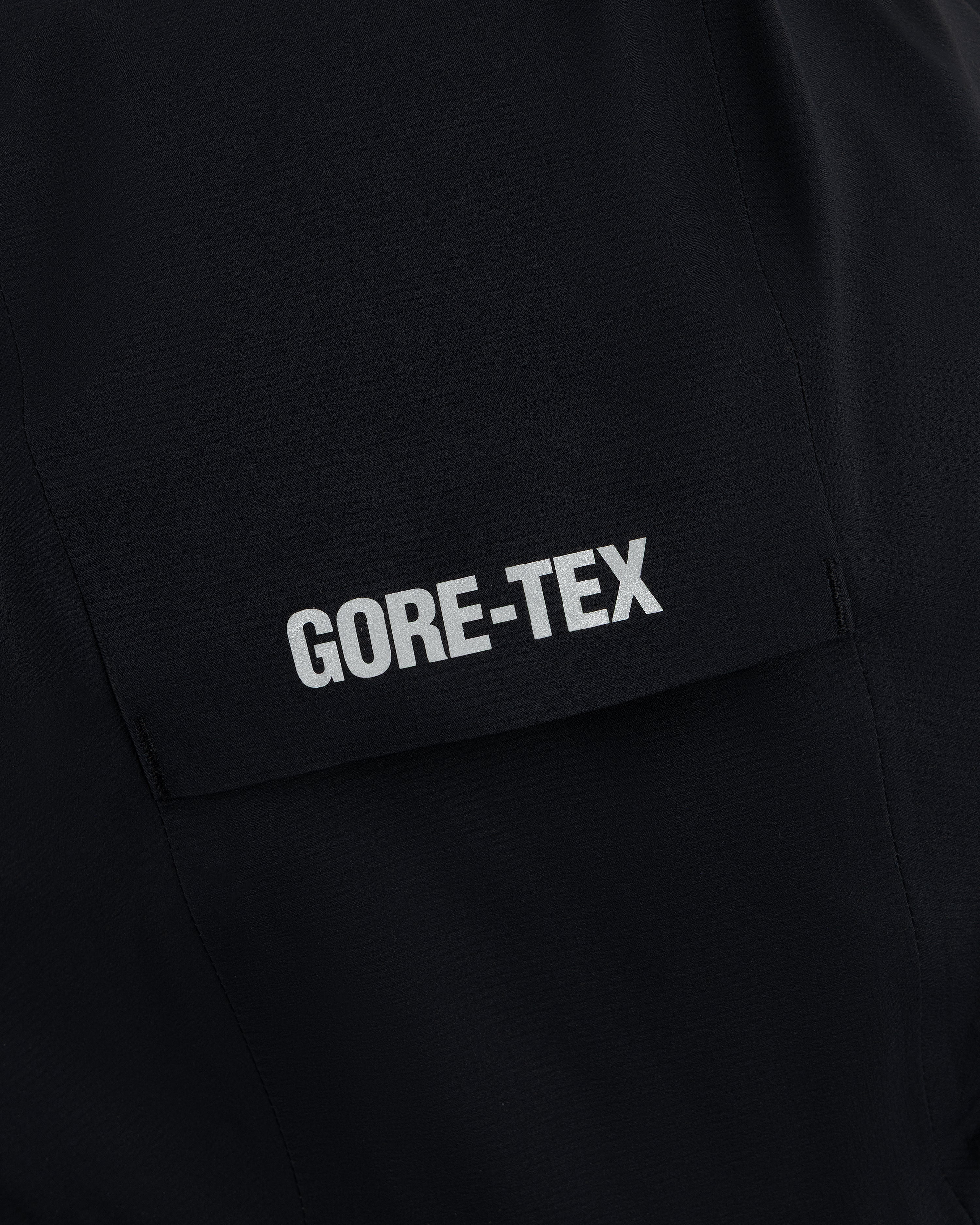 Lightweight GORE-TEX Shell Jacket