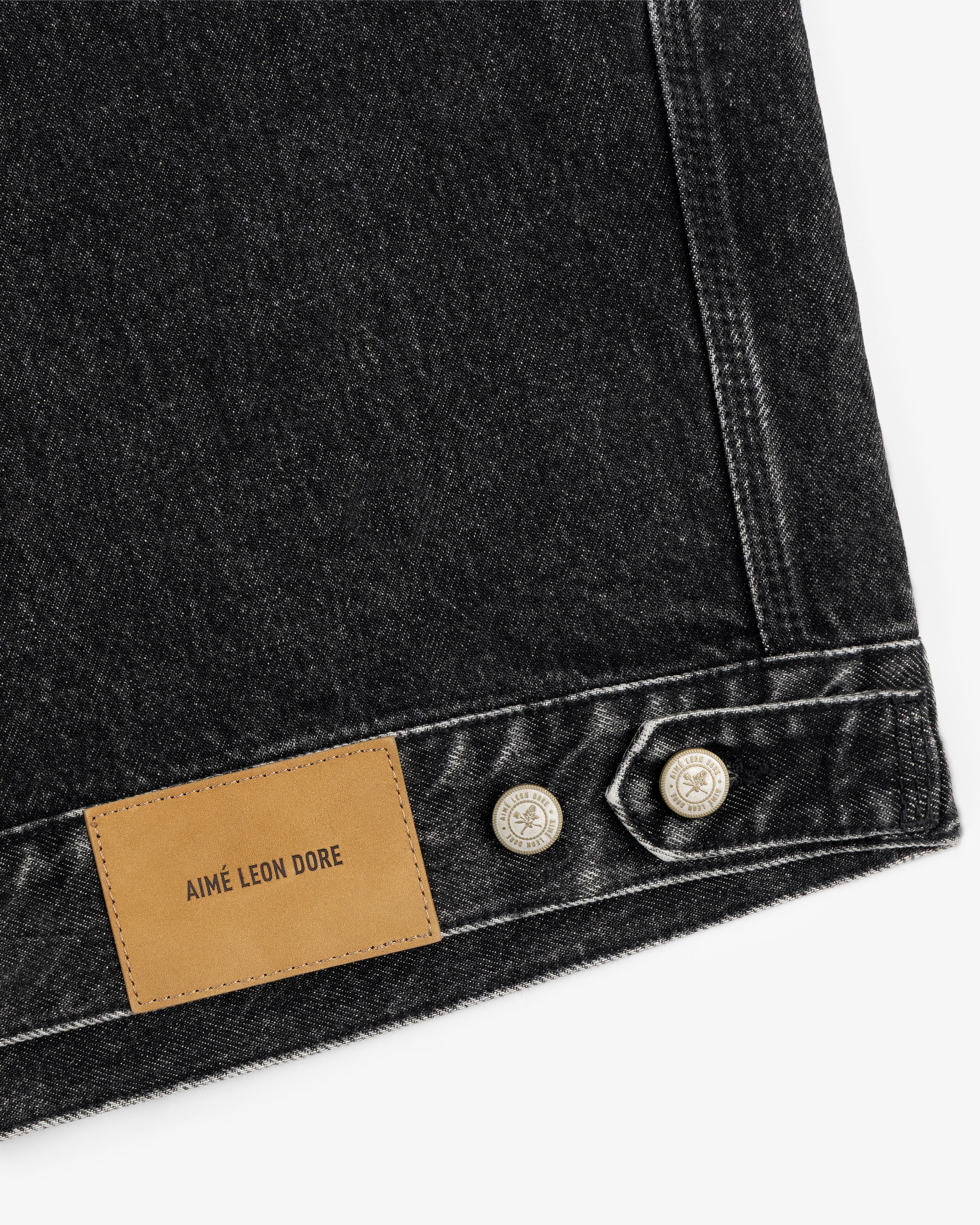 Denim      Trucker      Jacket
